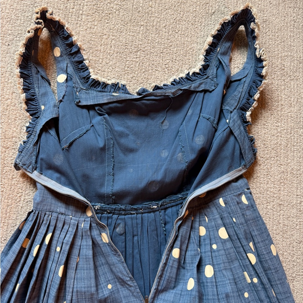 Vintage 1950s dress - Picture 3 of 13